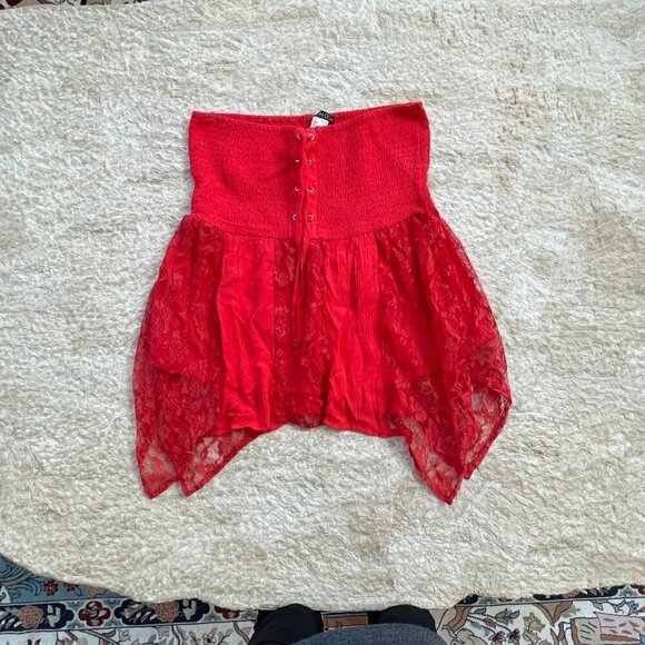 NWOT Venus Gathered Handkerchief Lace Fitted Summer Blouse, size large - Picture 4 of 8